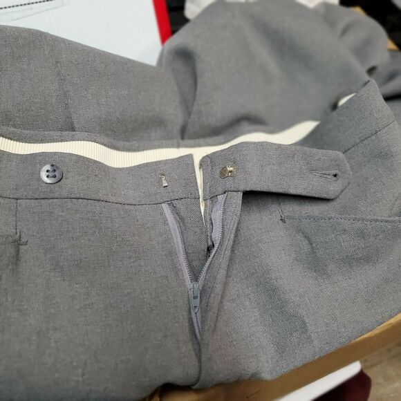 Haggar Mens 34 x 32 Dress Pants Expand-O-Matic Gray Heather Pockets Flat Front - Picture 5 of 12